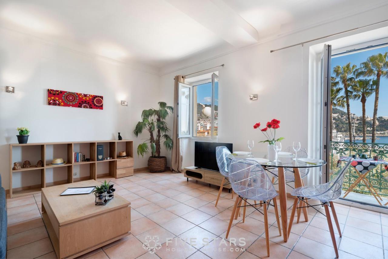 Apart Overlooking The Port Of Hébergement de vacances Nice