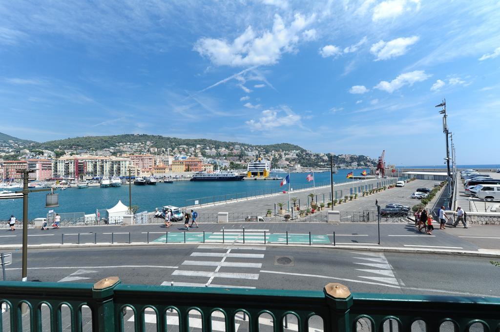 Hébergement de vacances Apart Overlooking The Port Of *